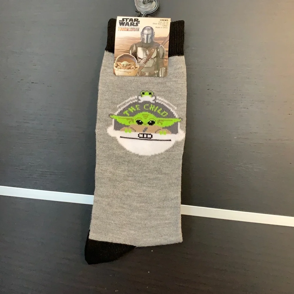 Stars Wars The Mandalorian The Child Crew Socks